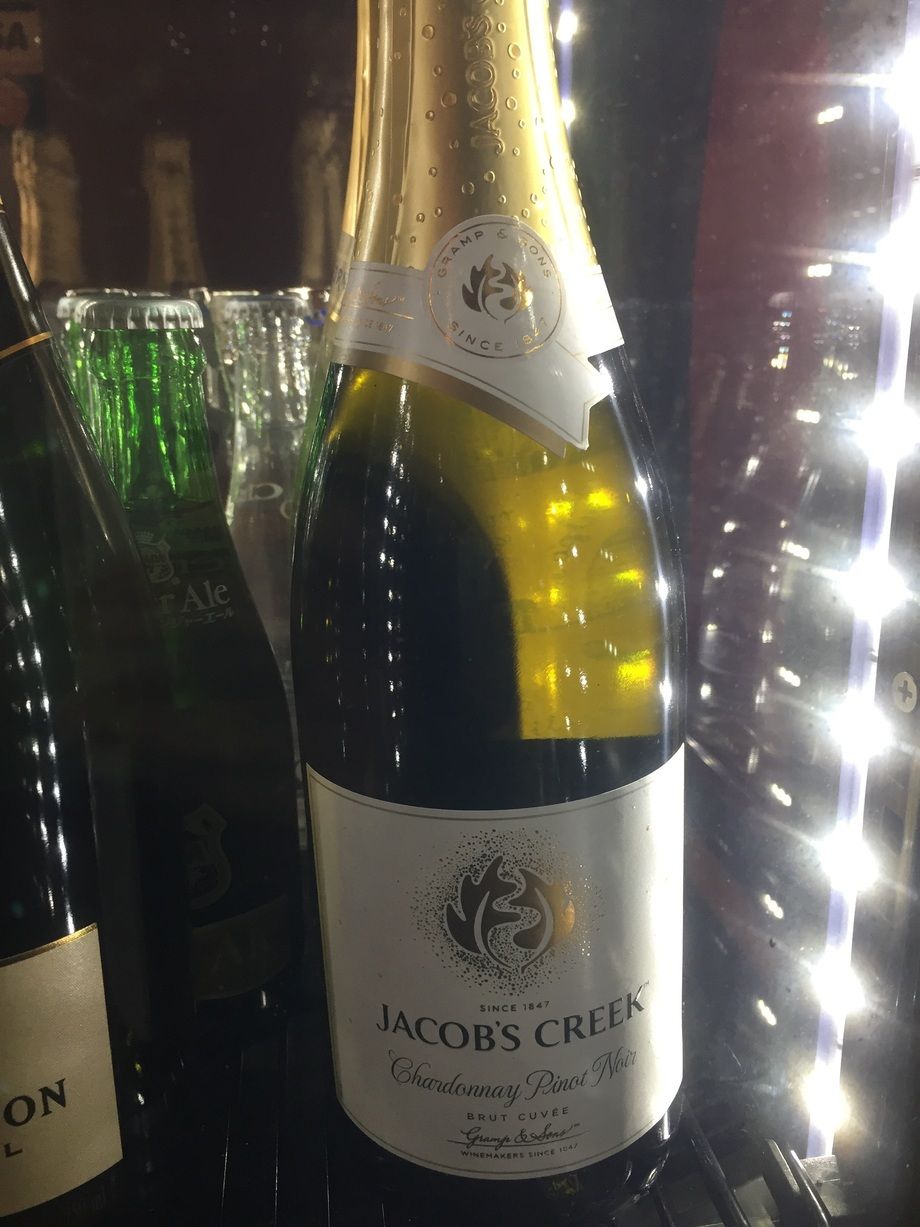 ジェイコブズクリーク シャルドネ＆ピノ・ノワール（¥4,200）