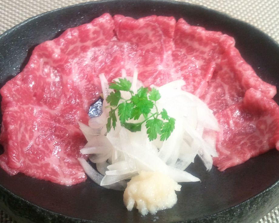 和牛肉刺し
