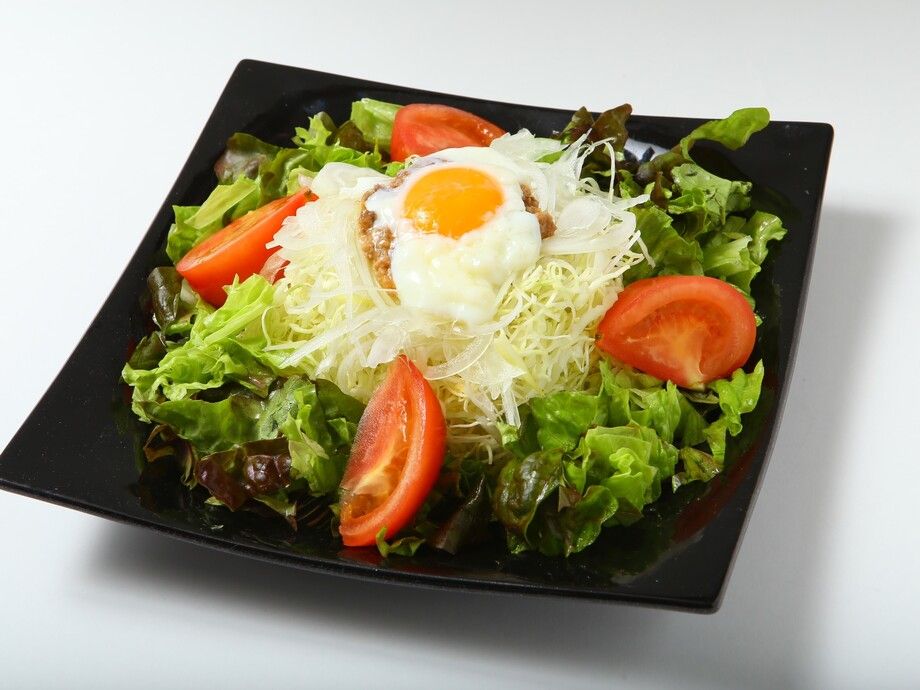 牛屋サラダ（680円）