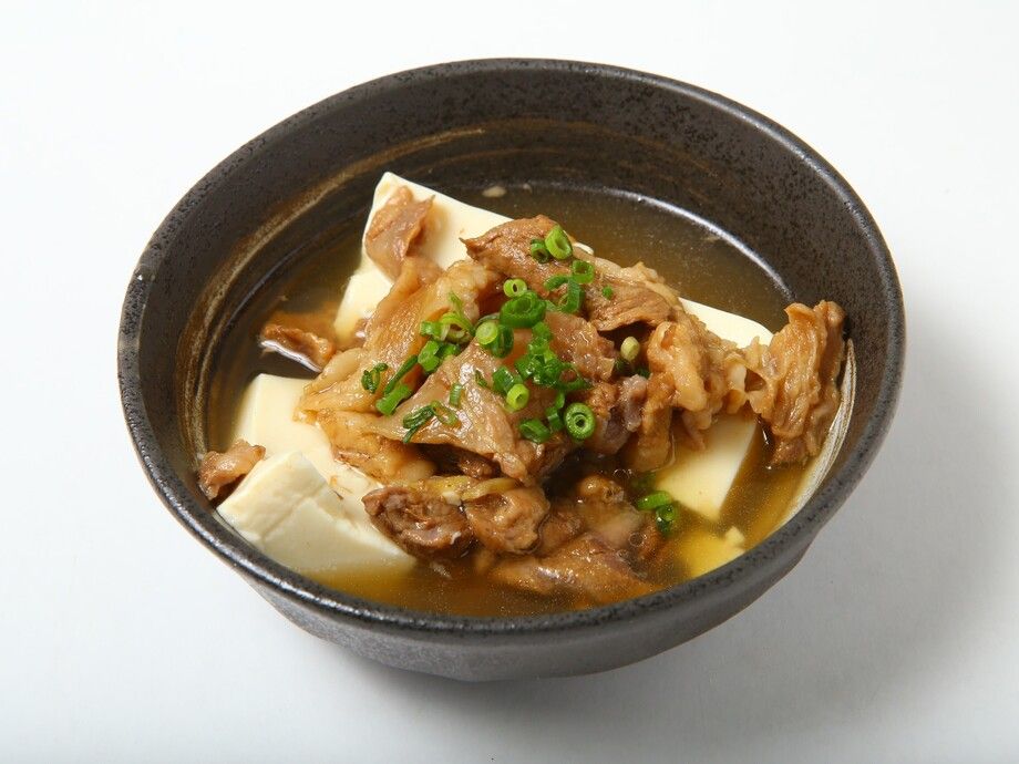 すじ煮（480円）