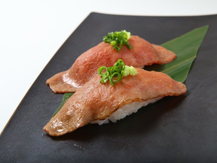 炙りの握り（2貫）（800円）