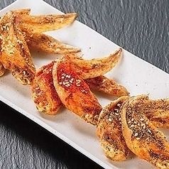 手羽先唐揚げ3種盛（各690円(税抜)）