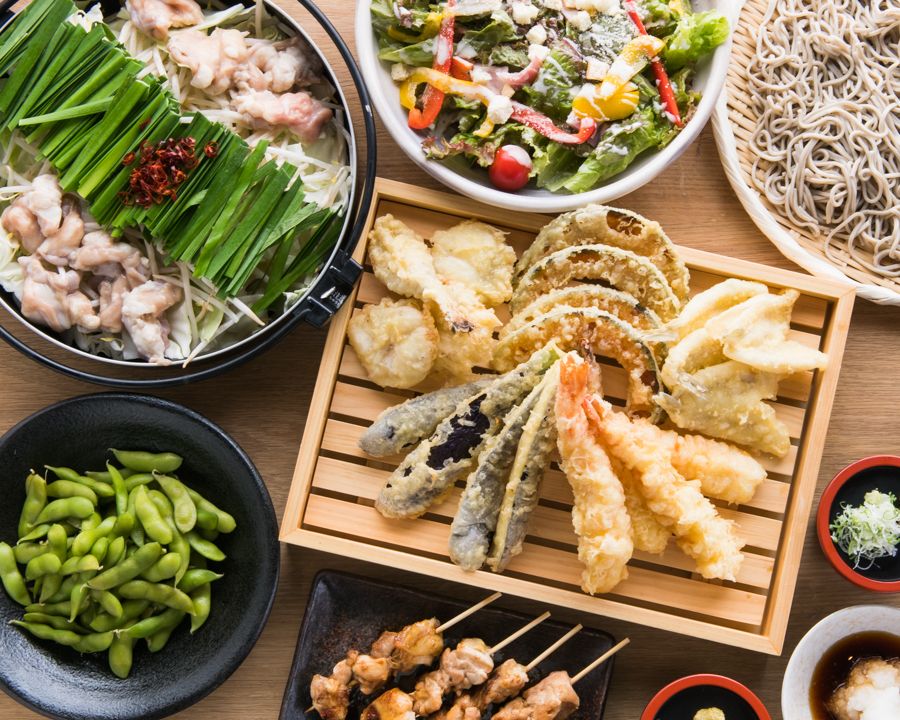 【忘年会】＜全10品＞生ビール◎120分飲放付【牛もつ鍋と冬の特上天ぷらコース】2727円税抜（2727円（税抜））