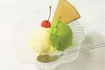 アイスクリーム（ダブル）（640円（税抜582円））