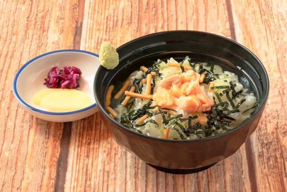 さけ茶漬け（685円（税抜623円））