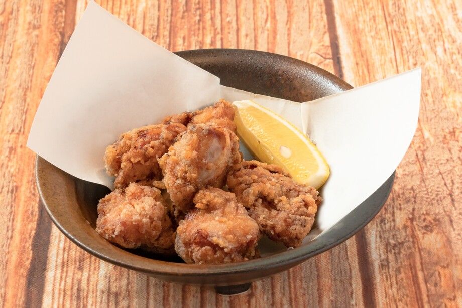 鶏の唐揚げ（780円（税抜709円））