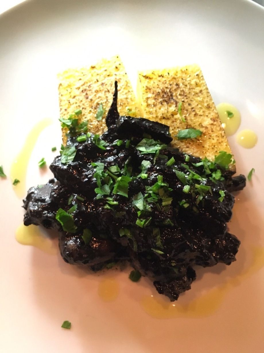 ネロ ディ セッピア ースミイカ の ヴェネツィア風 墨煮ー（1000）