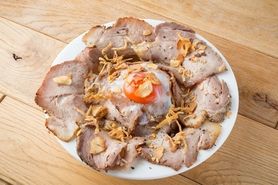 C.ガーリックローストポーク丼	