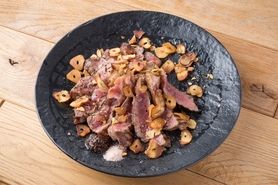 にんにく料理を存分に楽しむ×2.5時間フリードリンク（乾杯スパークリング付き）温前菜やメイン、看板メニューのガーリックライスなど、にんにく好き必見！！