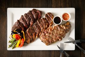 “Steak Platter” ステーキ盛り合わせ