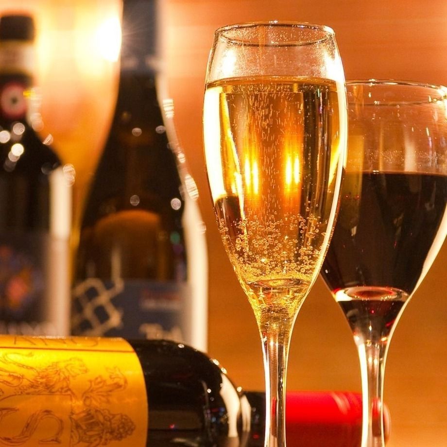 【ウエディング1,5次会】ピッツァ・ナポリ風ラザニアなど料理8品3時間飲み放題＋最大16特典