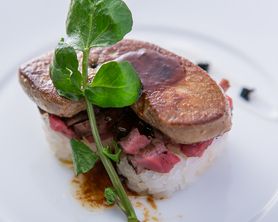 フォアグラのソテー　タルタル寿司仕立て