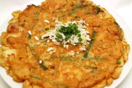 海鮮チヂミ（1,380円）