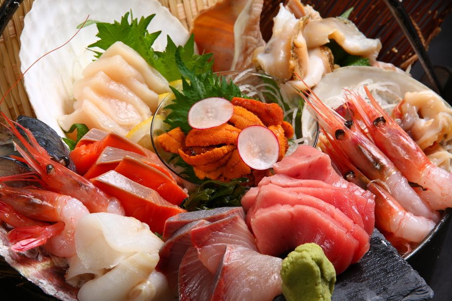 【刺身】お刺身盛り合わせ（1500円～(税抜)）