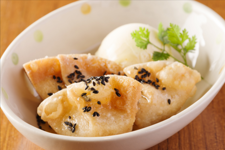 【デザート】おいも包バニラアイス添え	