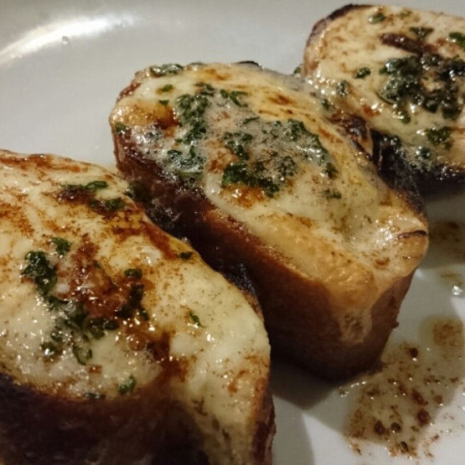 アンチョビとチーズのブルスケッタ2個