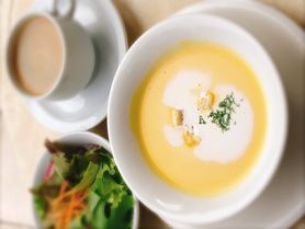 スープセット（スープ・サラダ・ドリンク付き）