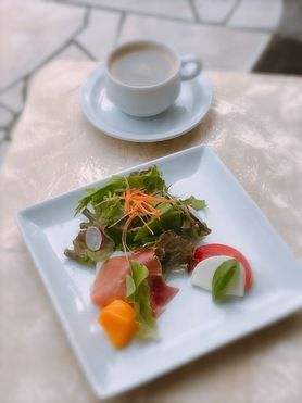 サラダ前菜セット（サラダ前菜・ドリンク付き）