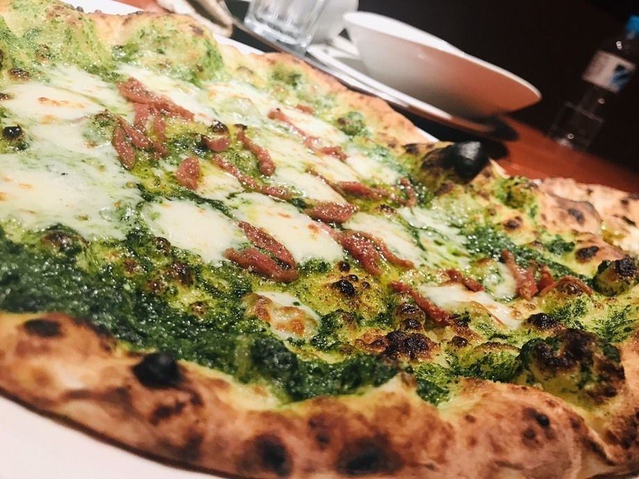 ◇ジェノヴェーゼ (緑のPIZZA)