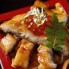 鰻の升寿司（1,300円）