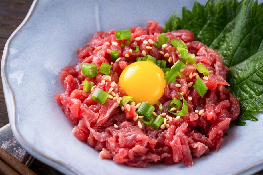 馬刺しユッケ（1580円（税別））