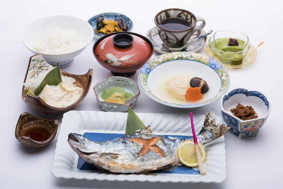 ヒメマスの塩焼き御膳