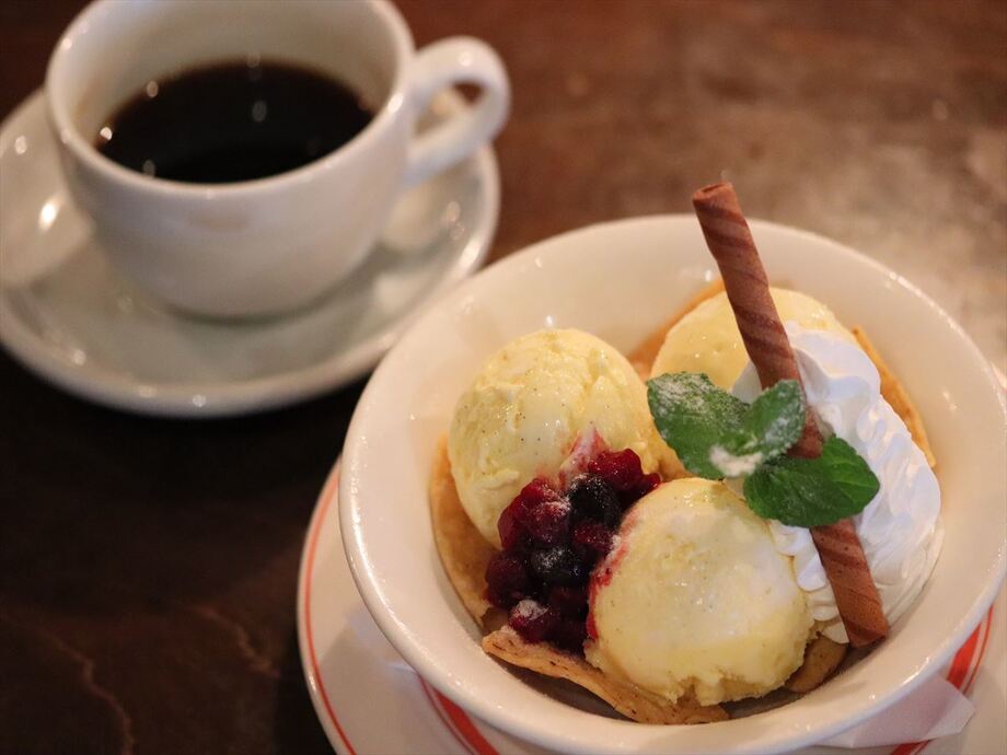 VANILLA ICECREAM〜バニラアイス	〜（720円）