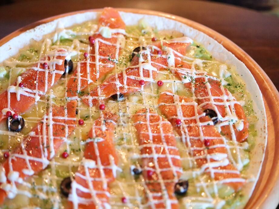 SALMON AVOCADO	〜サーモンアボカド〜	（1,500円 ）