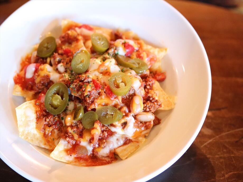 CHILLI BEANS NACHOS〜チリビーンズナチョス〜	 （950円）