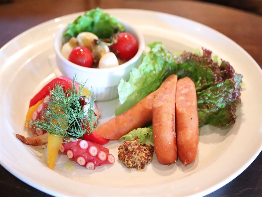 APPETIZER PLAT〜前菜盛り合せ〜	（1,300円 ）