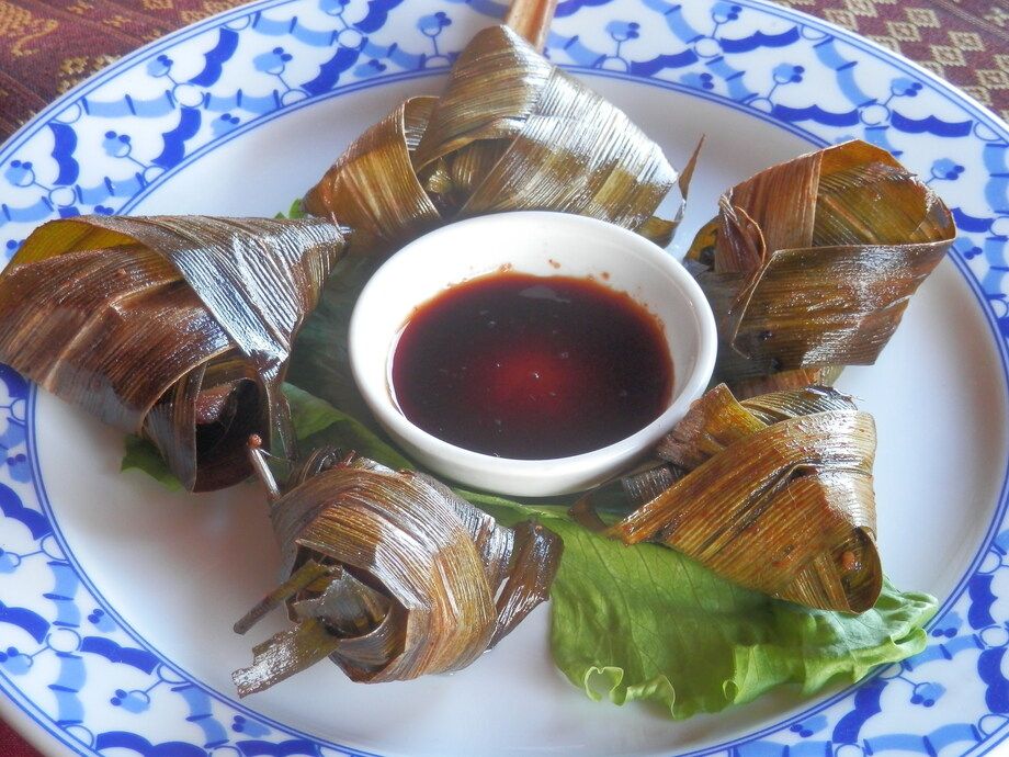 ไก่ห่อใบเตย