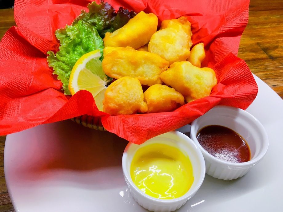 エビ、イカ、魚のフリッター（690）