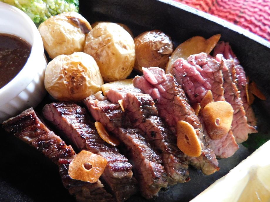 ビーフステーキ（790）