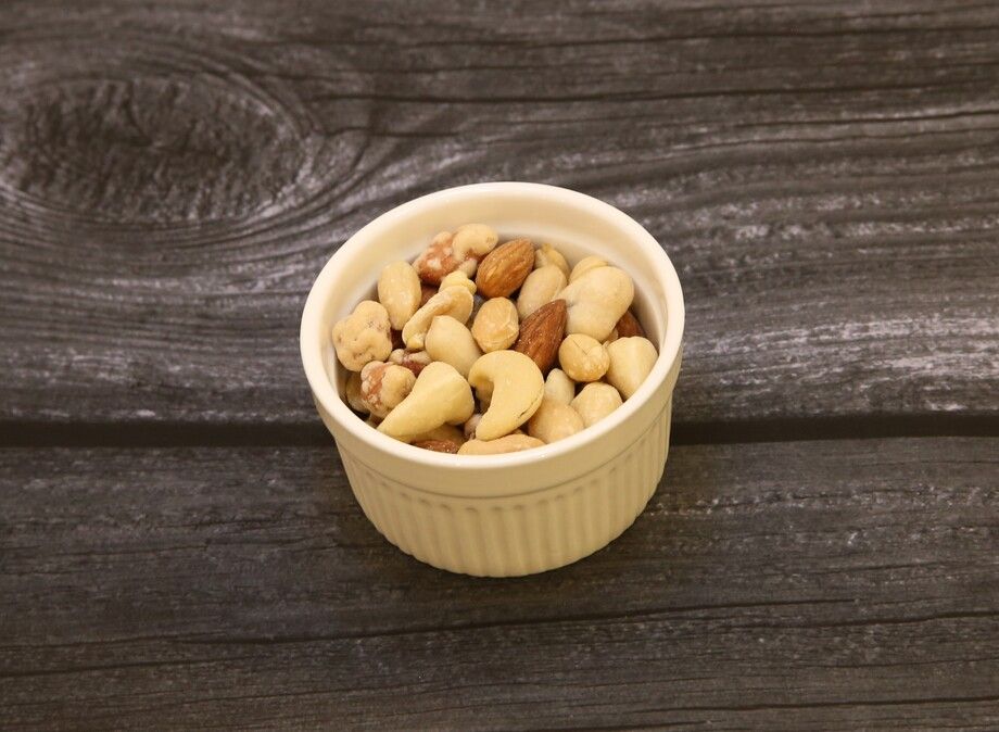 ミックスナッツ