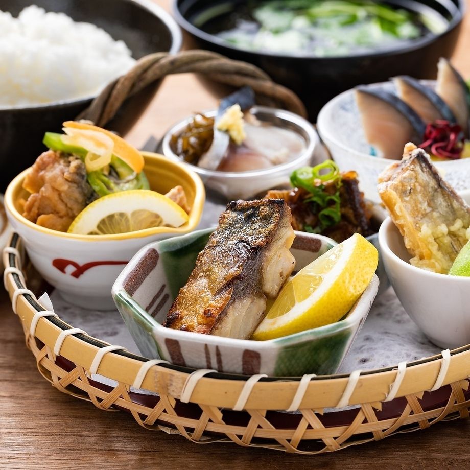 肥後橋 彩り定食（1000円（税込））