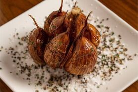 にんにく丸揚げ