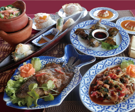 อาหารชุด"ผัดกระเพราไก่"