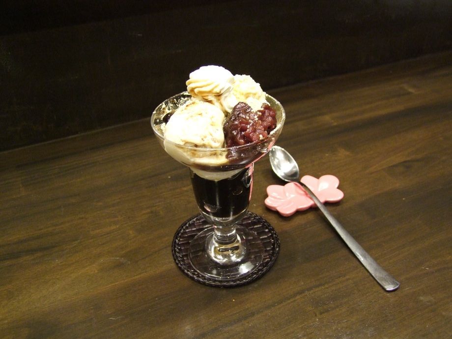 黒みつきな粉パフェ（650円）