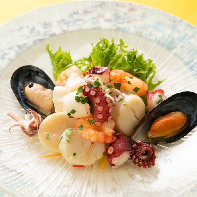 魚介のマリネ（1800円）