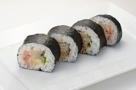 【New】江戸前中巻き Minced Tuna with Green Onion, Vinegared Mackerel ＆ Pickled Ginger Roll (medium) 