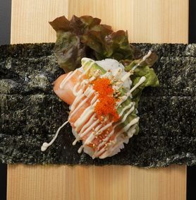 【New】サーモンアボカド手巻き Salmon Avocado Hand Roll 