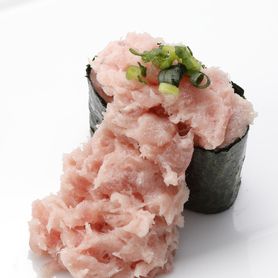 こぼれねぎとろ軍艦 Minced Tuna big size 