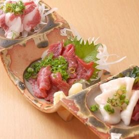 馬刺し３点盛り