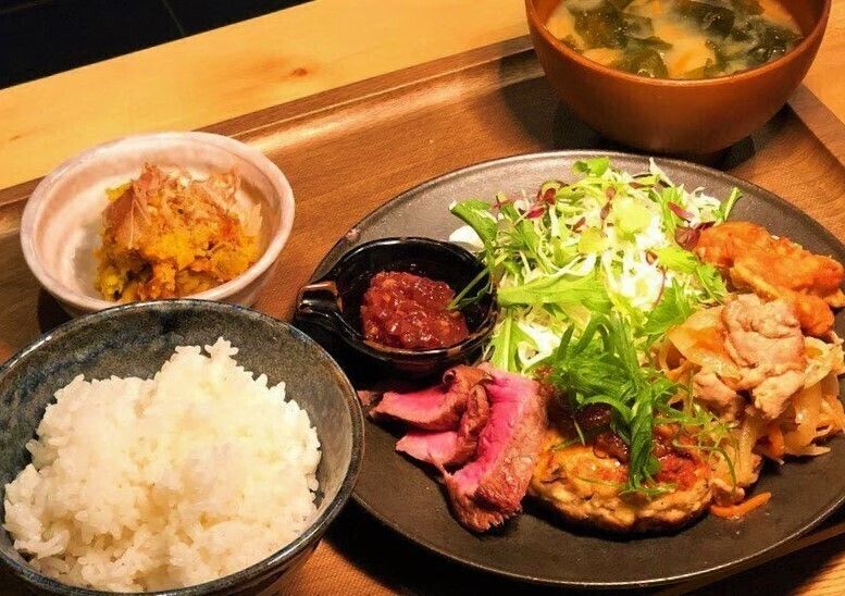 おすすめ！RUTSUBO定食