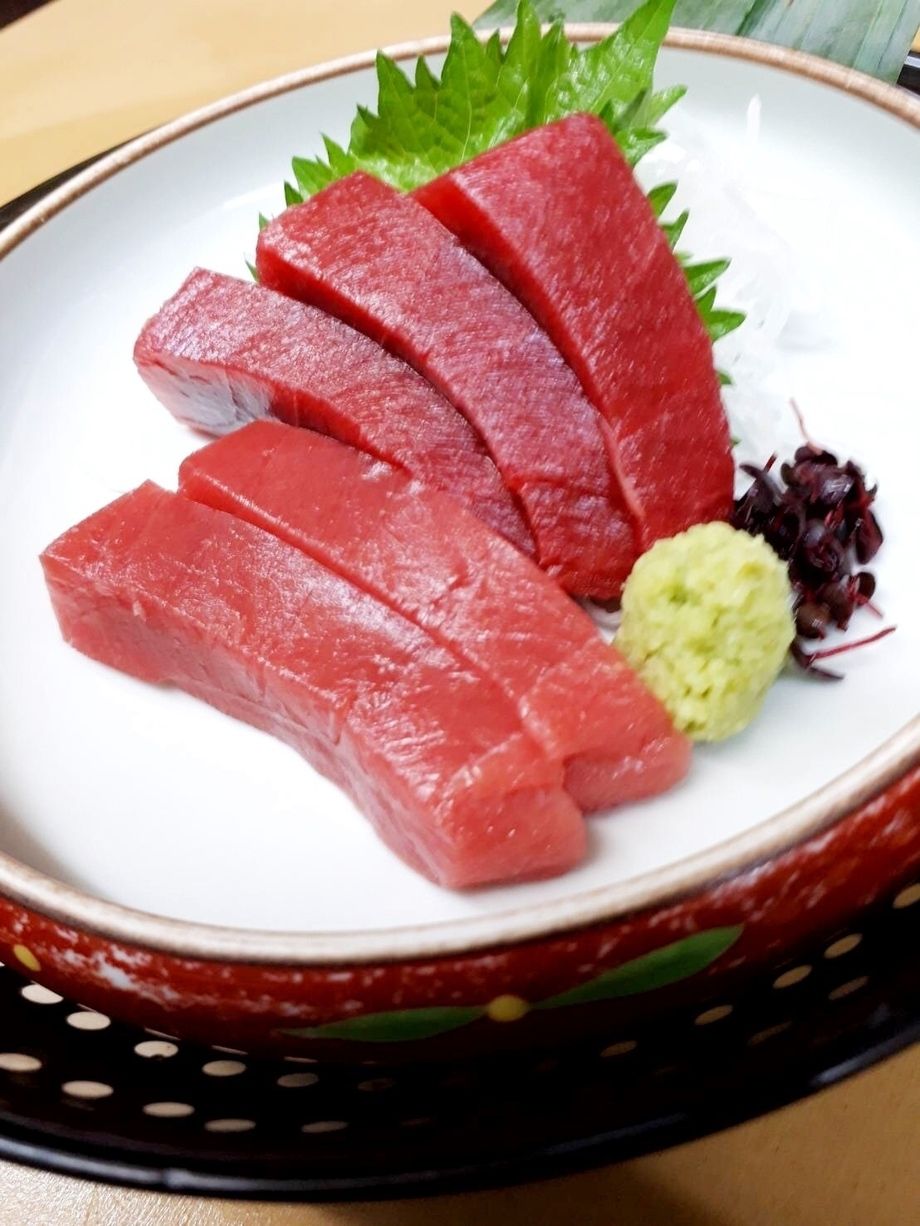 本まぐろ赤身刺身（1000）