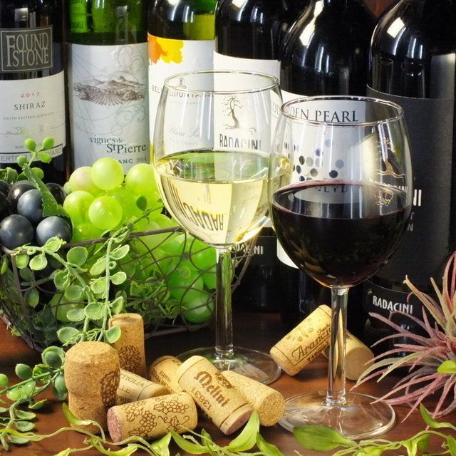 無制限飲み放題980円  【+500円で約50種ワインバイキング及び樽詰めスパークリング付き】（980円）