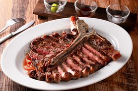 【当店イチオシ】ＵＳ産　Ｔボーンステーキ　サーロインとヒレが贅沢に味わえる！