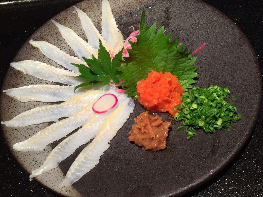 穴子の薄造り（1,500円(税抜き)）