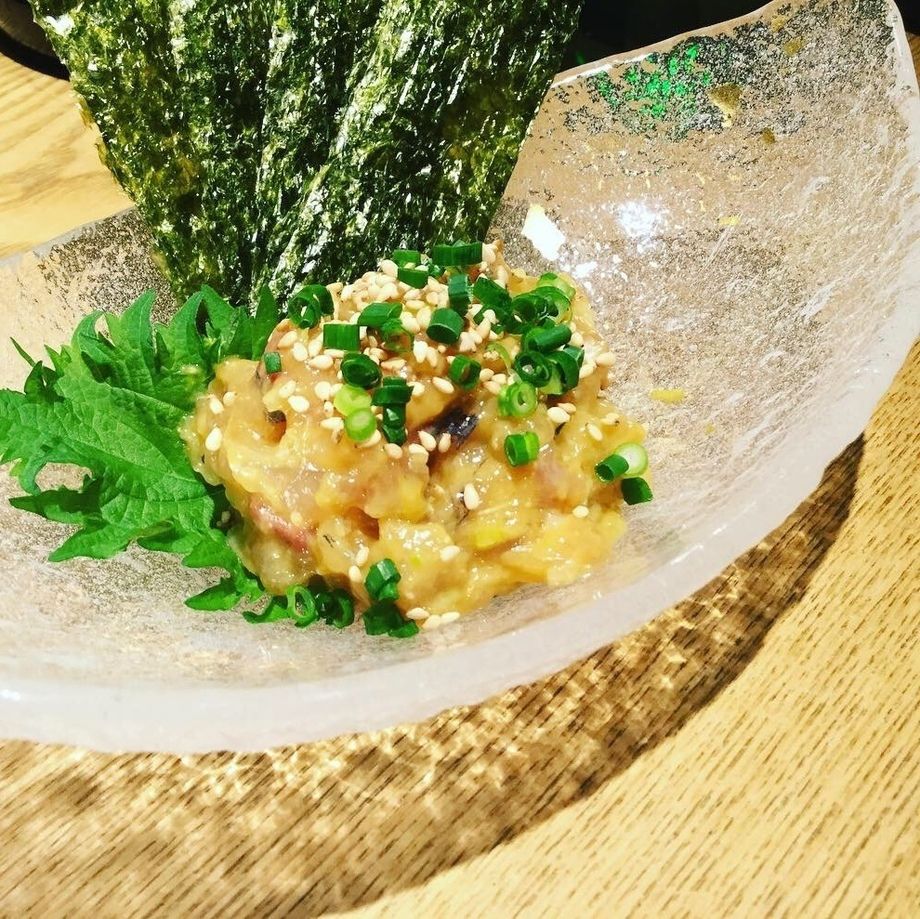 アジのなめろう（880円(税抜き)）