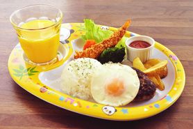 キッズプレート（ドリンク付き）